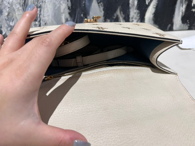 Gucci Sylvia medium