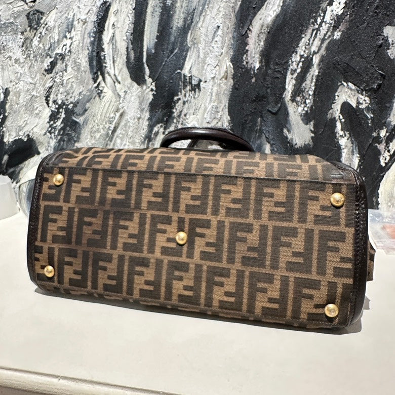 Fendi tote bag handle bag