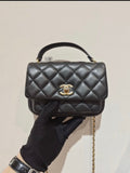   Chanel messenger handle bag calfskin affinity 13197.