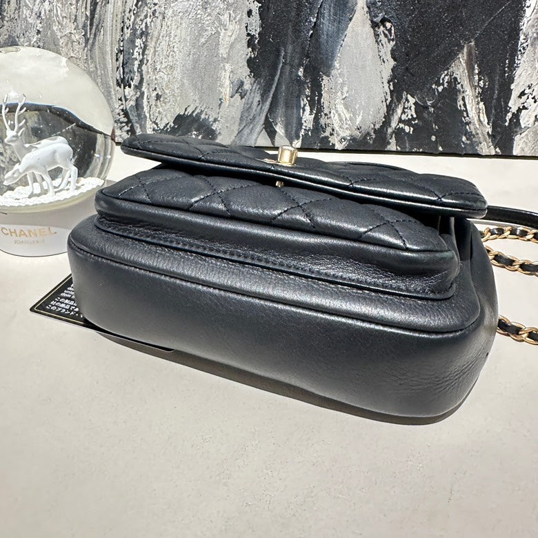 Chanel messenger handle bag calfskin affinity 13197
