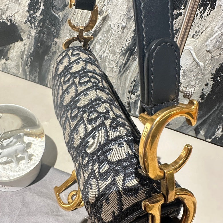 Dior saddle small with strap 13260