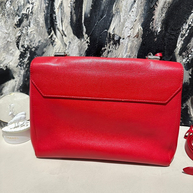 Lv lock me messenger bag 13264