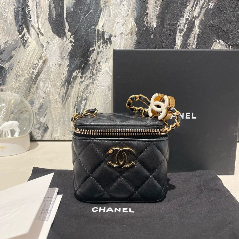 Chanel mini vanity with enamel buckle 2024 full set 13297