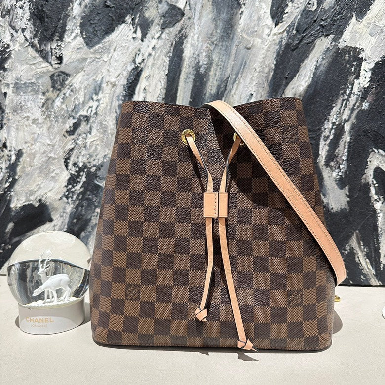   Lv neo noe bucket damier 13307.