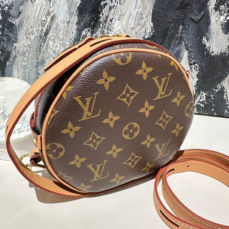 lv boite chapeau souple BB 2020 13316