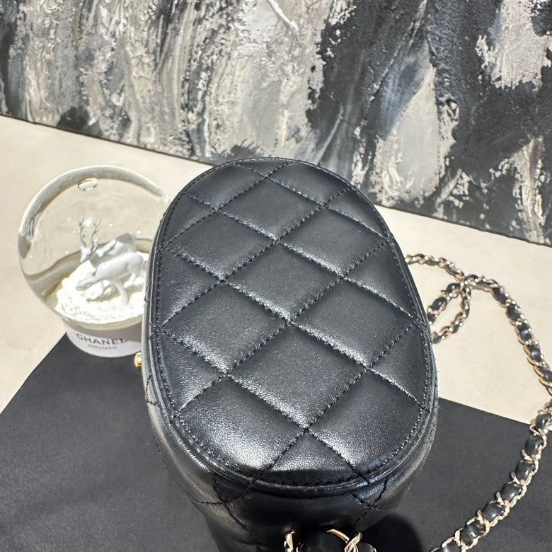 Chanel vanity bucket 13330