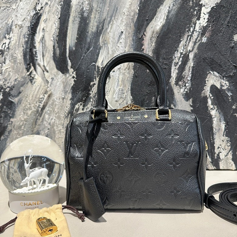   Lv speedy 20 calfskin 13326.