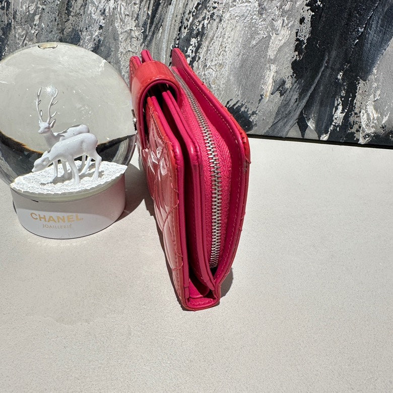 Chanel patented wallet  13305