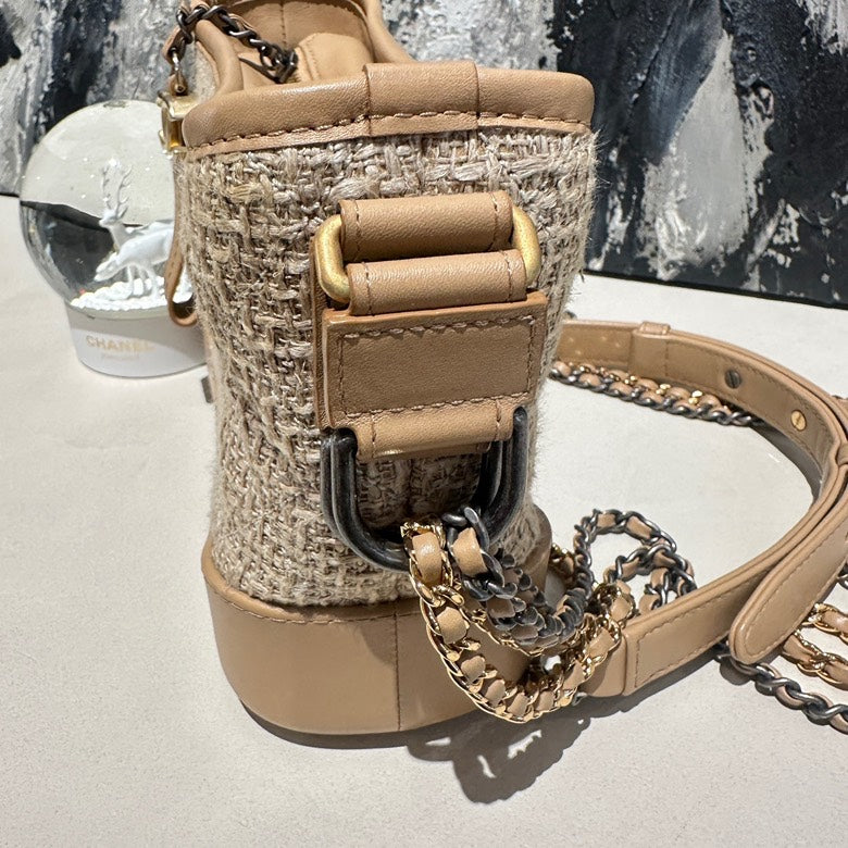 Chanel Gabrielle small tweed nude 13339