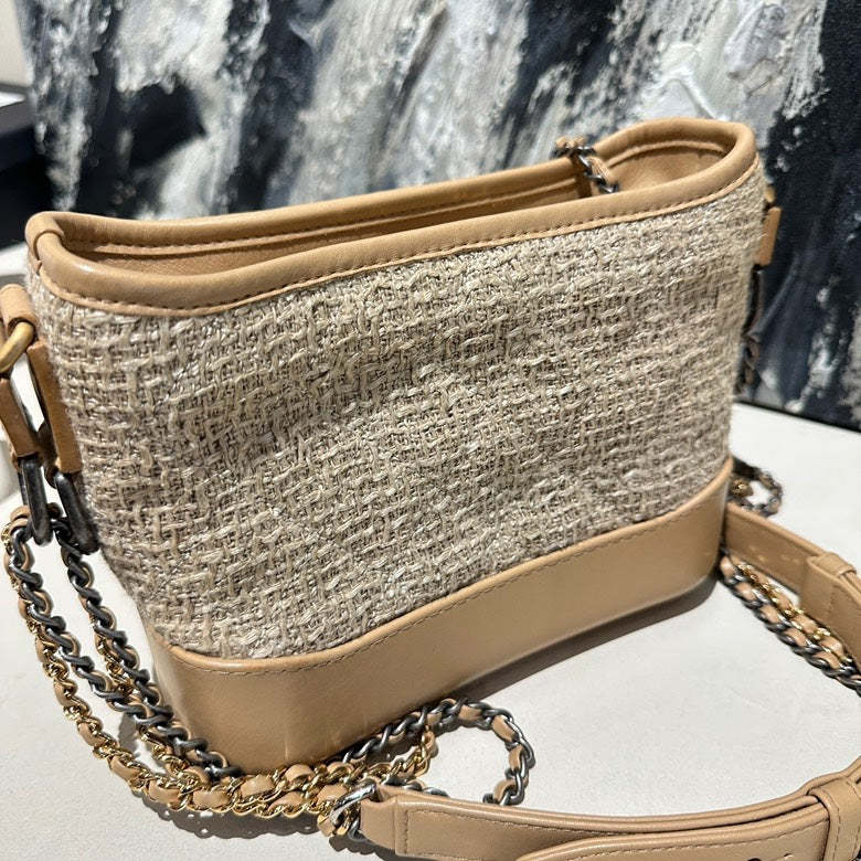 Chanel Gabrielle small tweed nude 13339