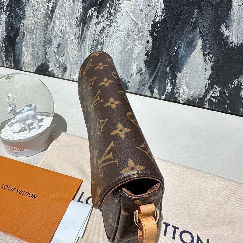 Lv Ivy microchipped 13334
