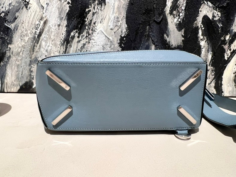 Loewe puzzle small blue