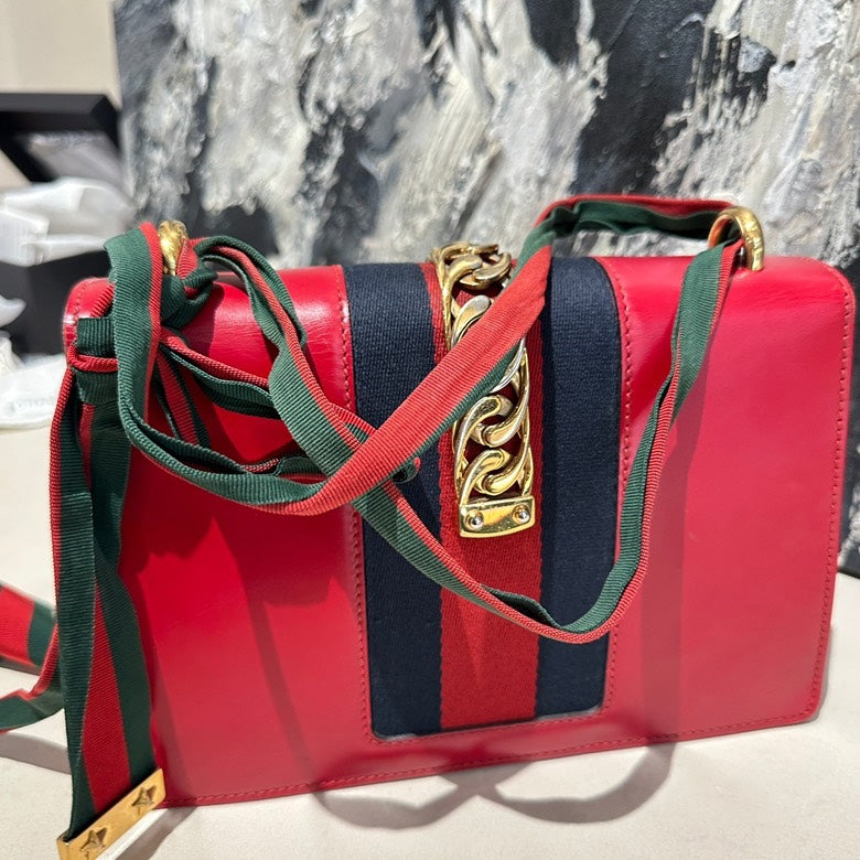 Gucci Sylvia red