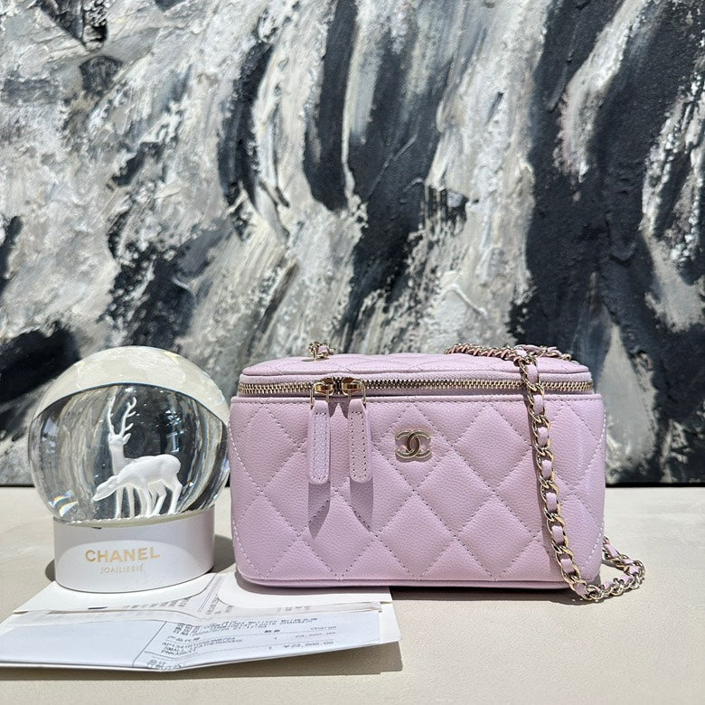   Chanel vanity caviar 24S purple 13439.