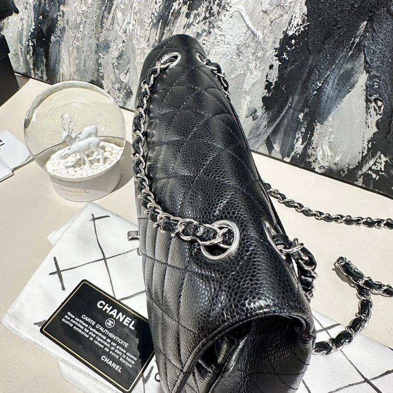 Chanel cf caviar medium black and silver 20805 pristine
