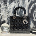 lady Dior medium black 13483