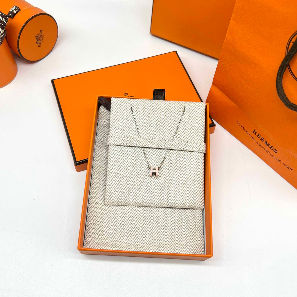 Hermes Mini Pop H Pendant Necklace in Pink 98% New