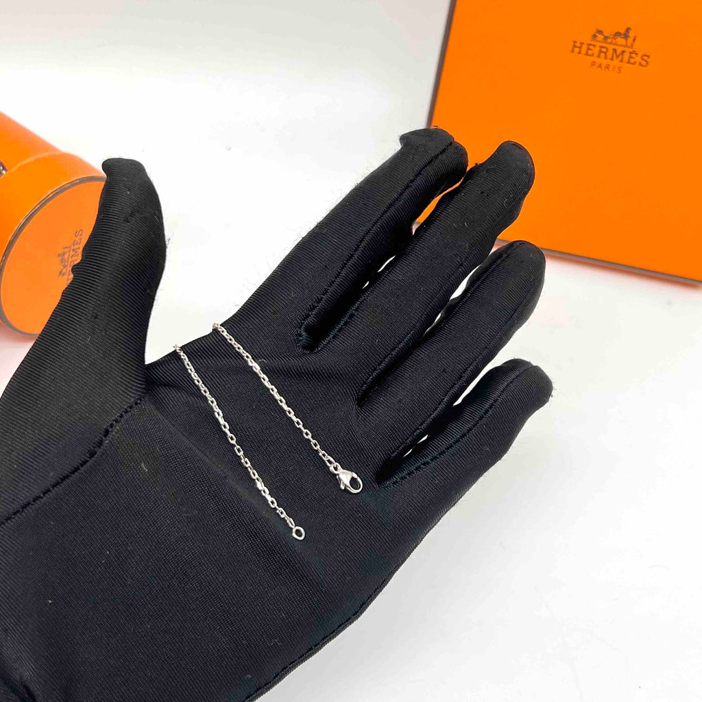 Hermes Mini Pop H Pendant Necklace in Pink 98% New