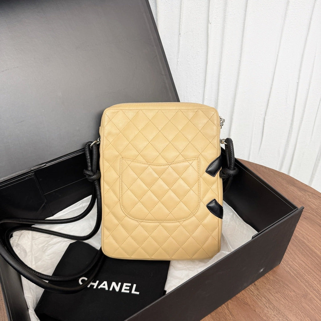 Chanel shoulder bag 18140440