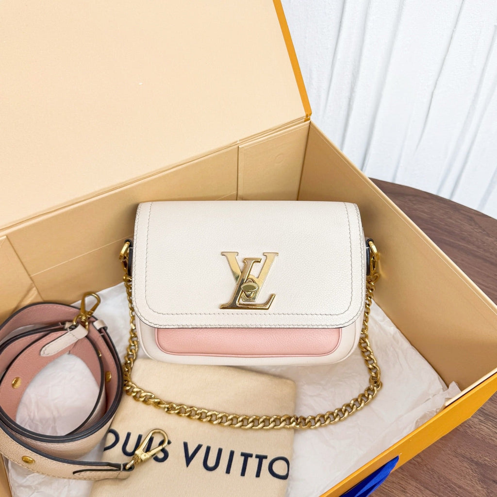 Louis Vuitton lock me ever shoulder bag 17259733