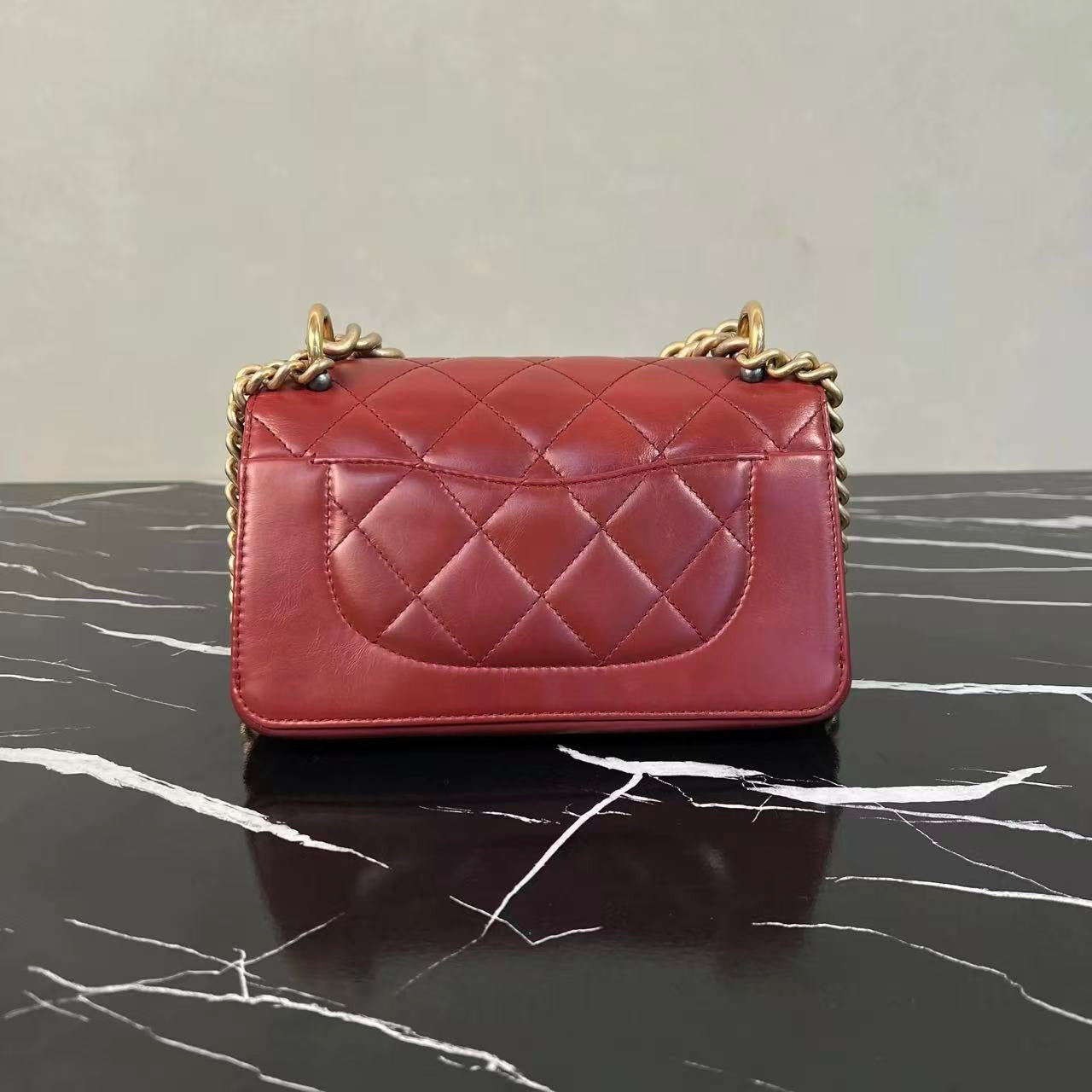 Chanel shoulder bag 13877602