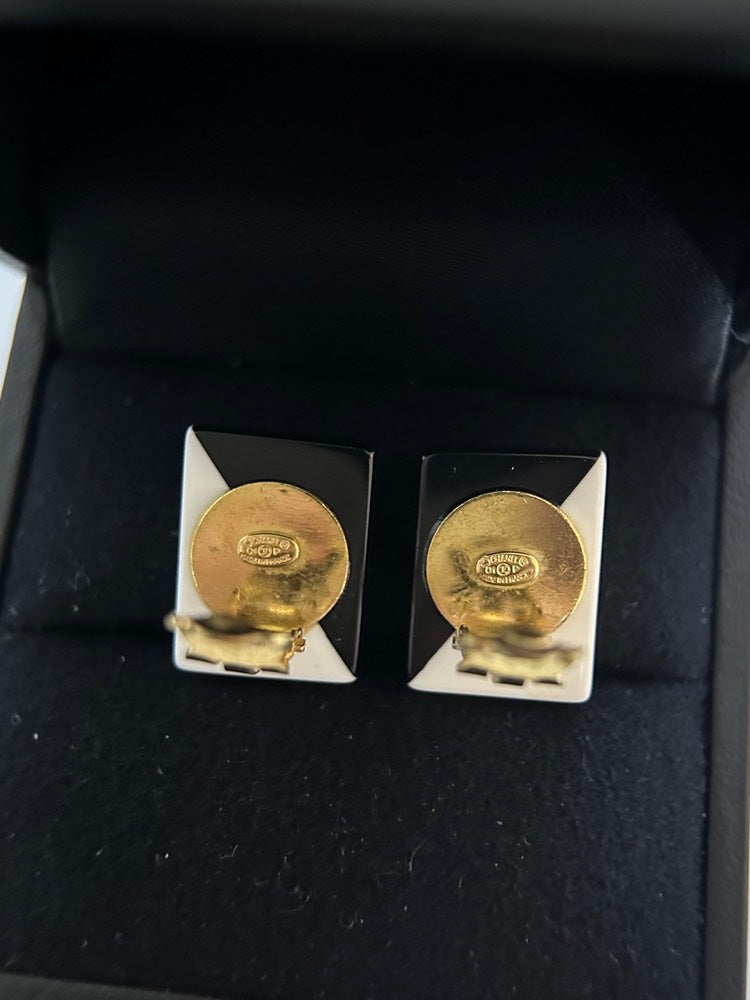 Chanel Black & White CC Clip-On Earrings