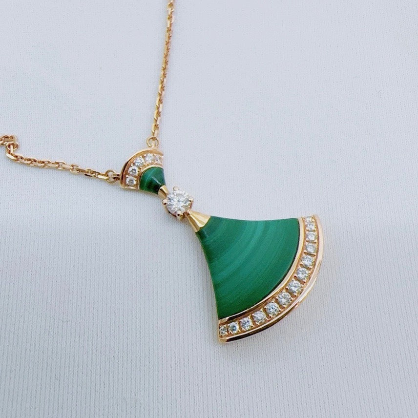 Bvlgari Divas dream collection rose gold malachite lady necklace