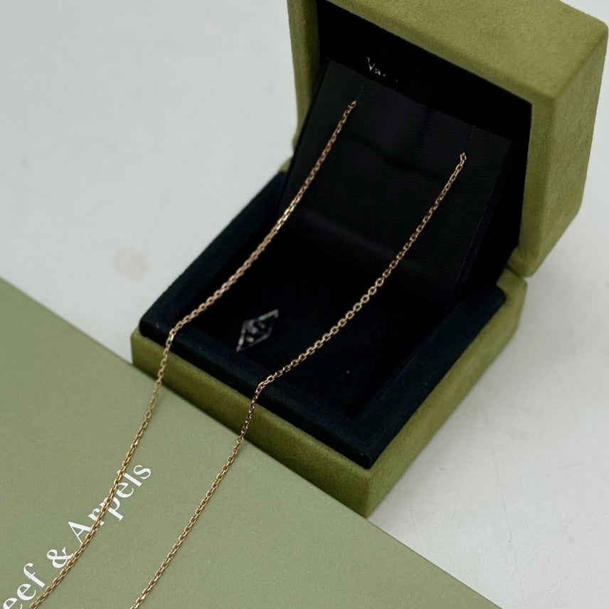 Van Cleef & Arpel four leaf clover collection 18K rose gold mother-of-pearl necklace