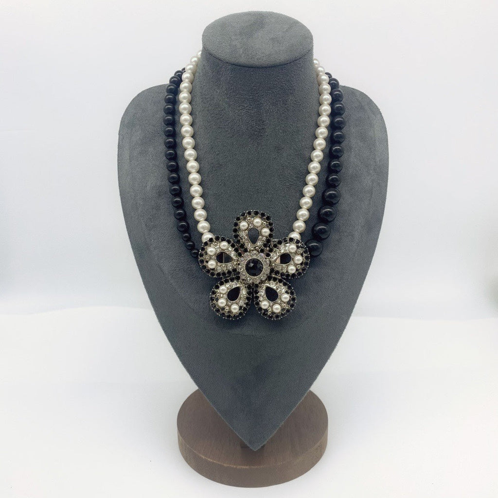 MiuMiu crystal pearl floral collection full diamond pearl necklace