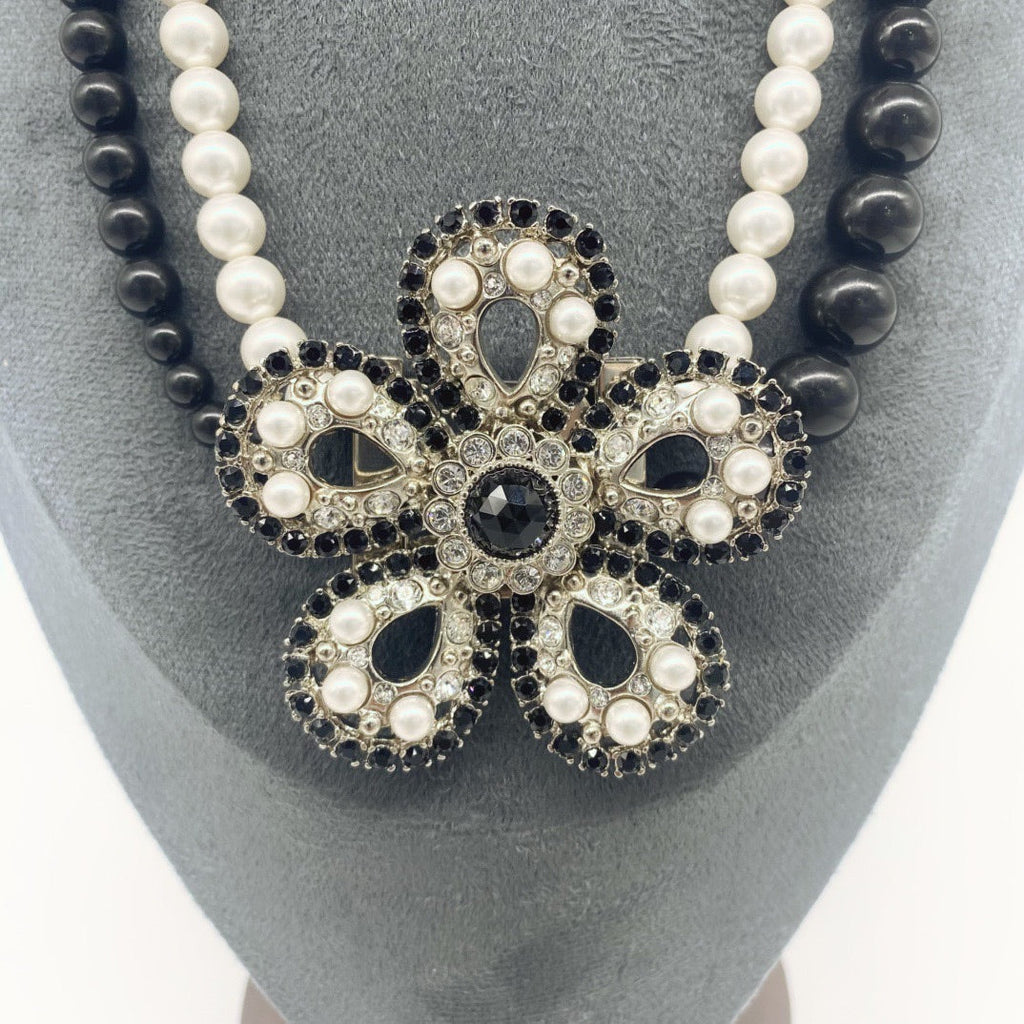 MiuMiu crystal pearl floral collection full diamond pearl necklace