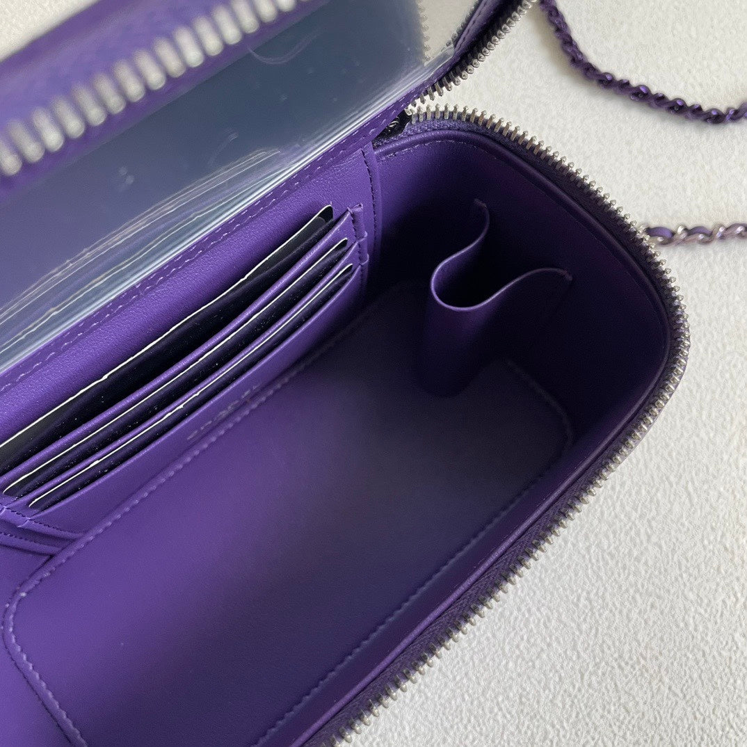 Unused🆕 Chanel 24C Vanity Case Lambskin #15907