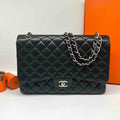 Chanel Caviar Quilted Jumbo Classic Flap Bag 98% New