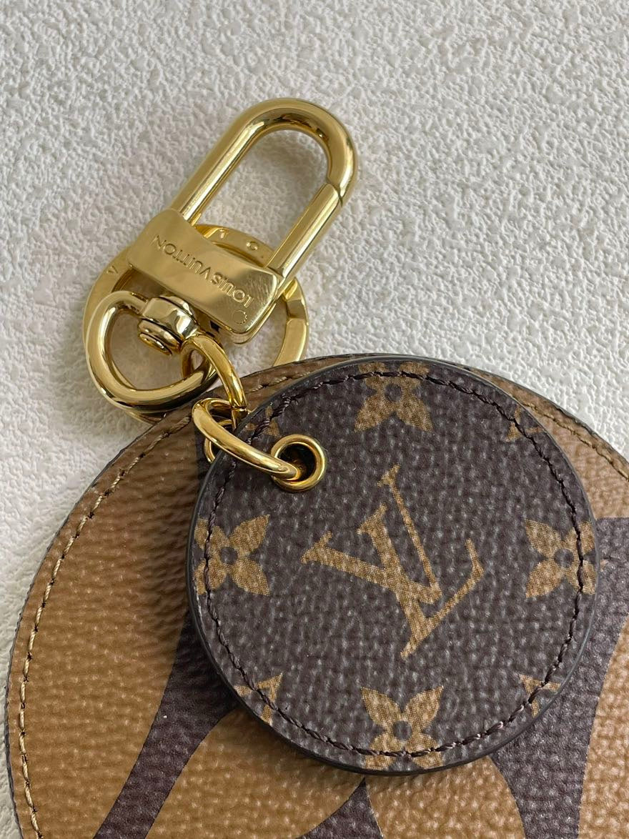 99%New🆕 Louis Vuitton Bag Charm Key Chain (2023) #15496