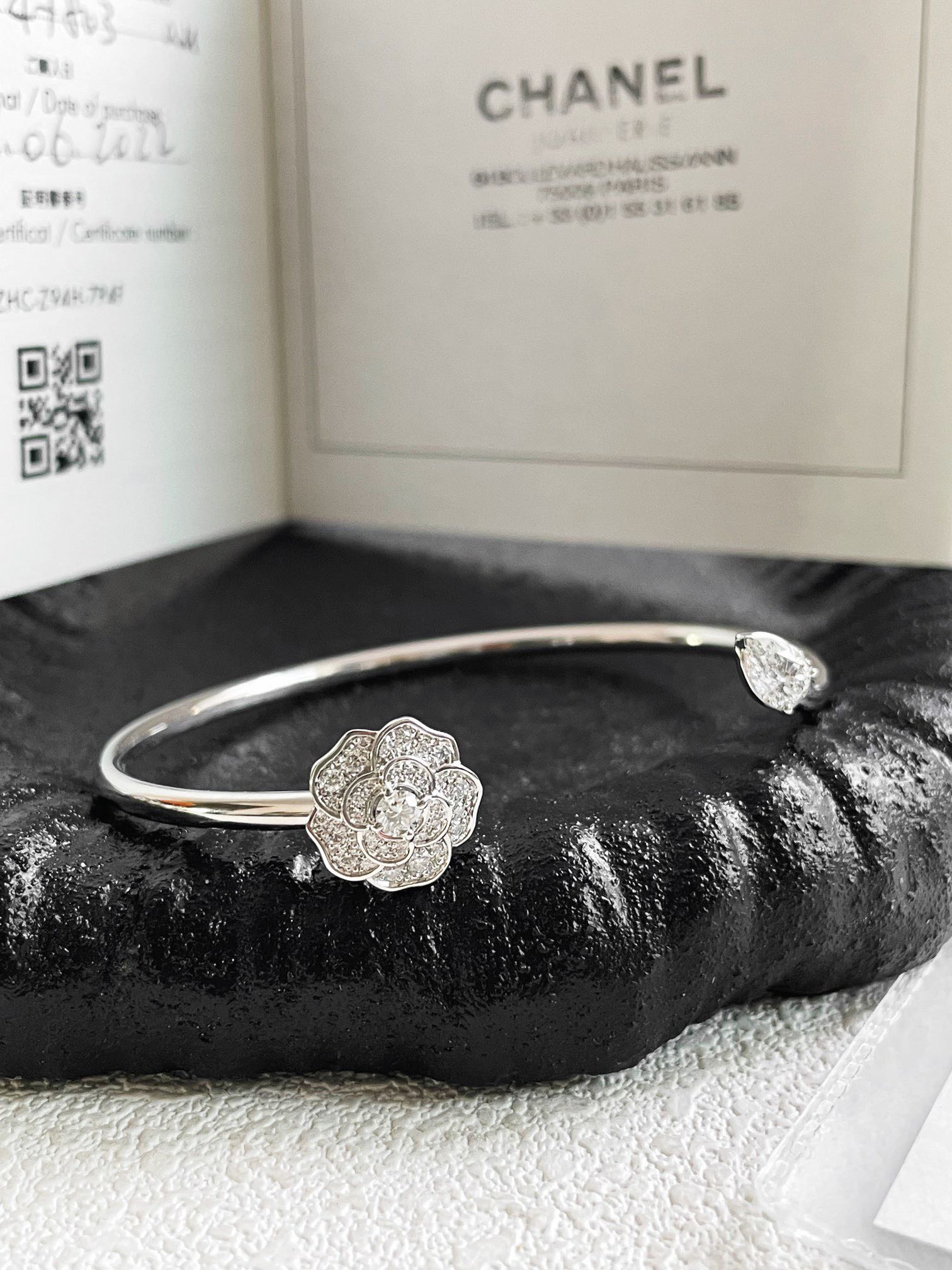 💕 Chanel Camelia Bracelet (XS) 18k White Gold & Diamonds #15545