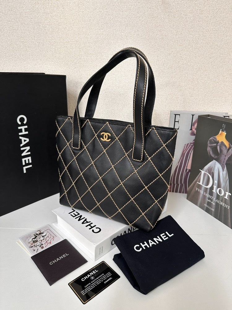 Chanel Wild Stitch Coco Mark Tote Bag / Handbag *with sticker MR23122025Z015