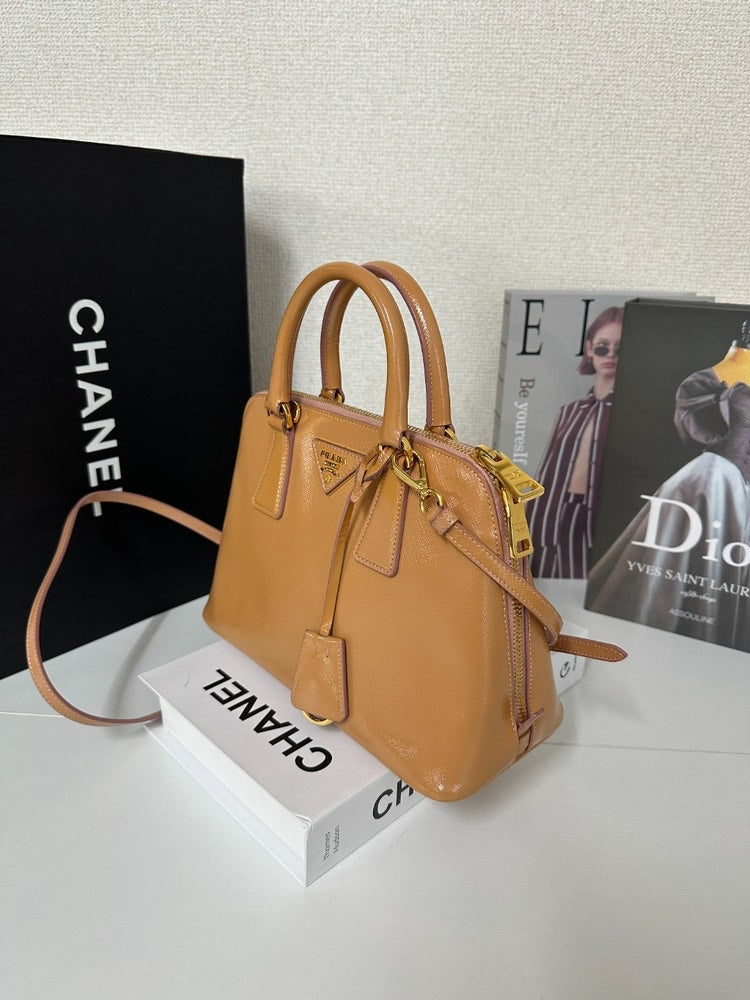 Prada Saffiano Leather 2-Way Shoulder Bag MR19122025Y969