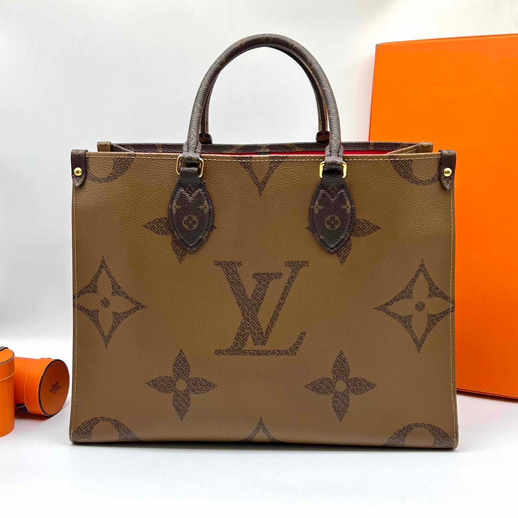 LV Louis Vuitton OnTheGo PM 98% New