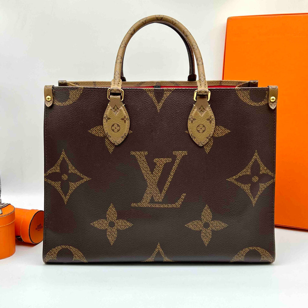 LV Louis Vuitton OnTheGo PM 98% New