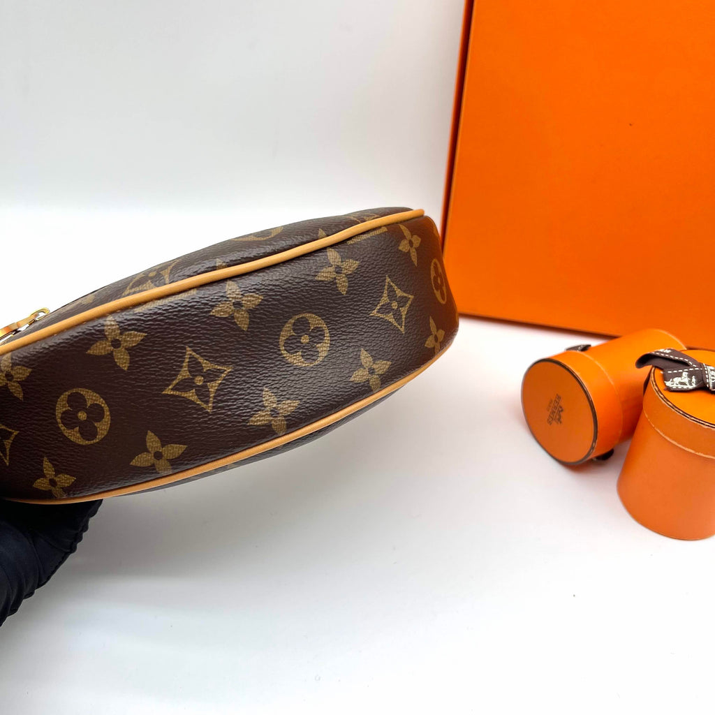 LV Louis Vuitton Loop 98% New