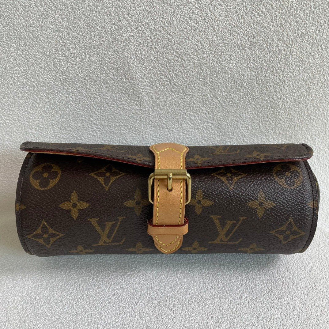 💕 Louis Vuitton Watch Holder (2015) #15530