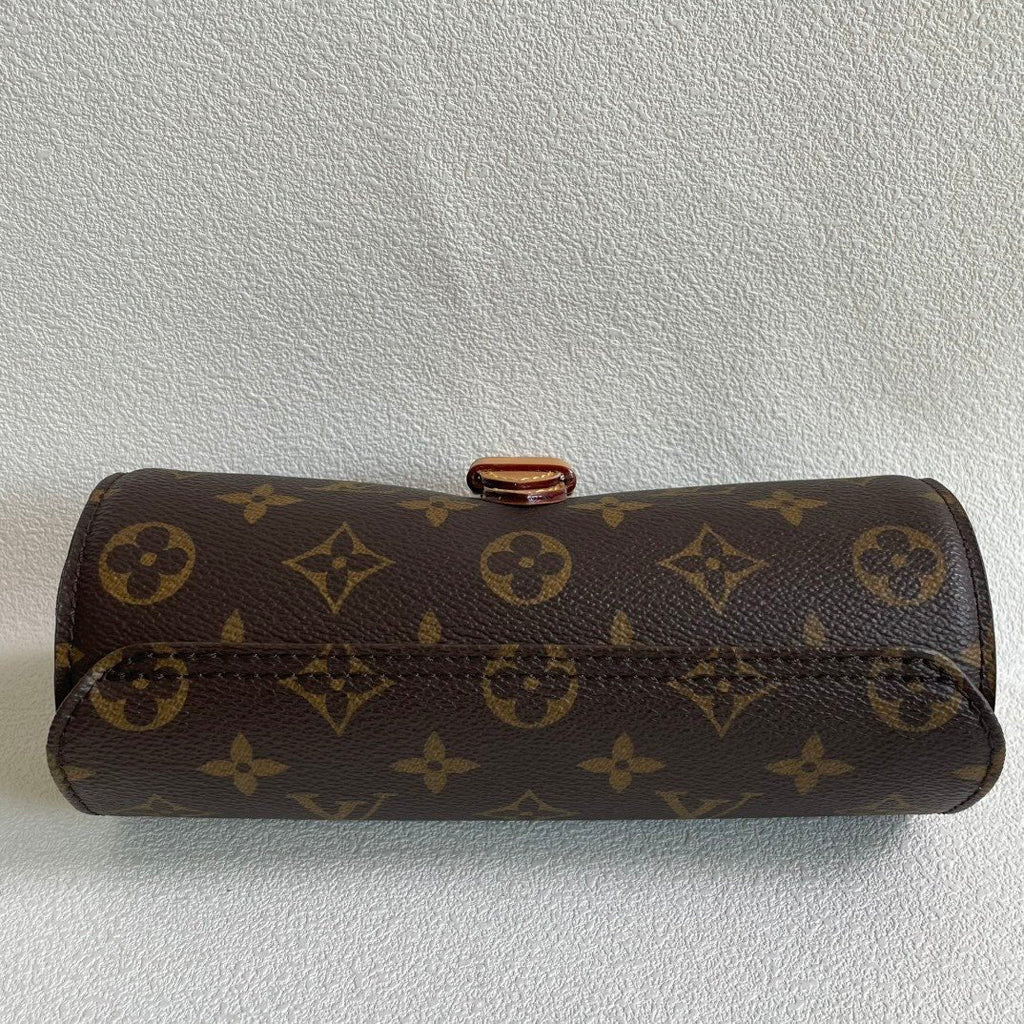 💕 Louis Vuitton Watch Holder (2015) #15530