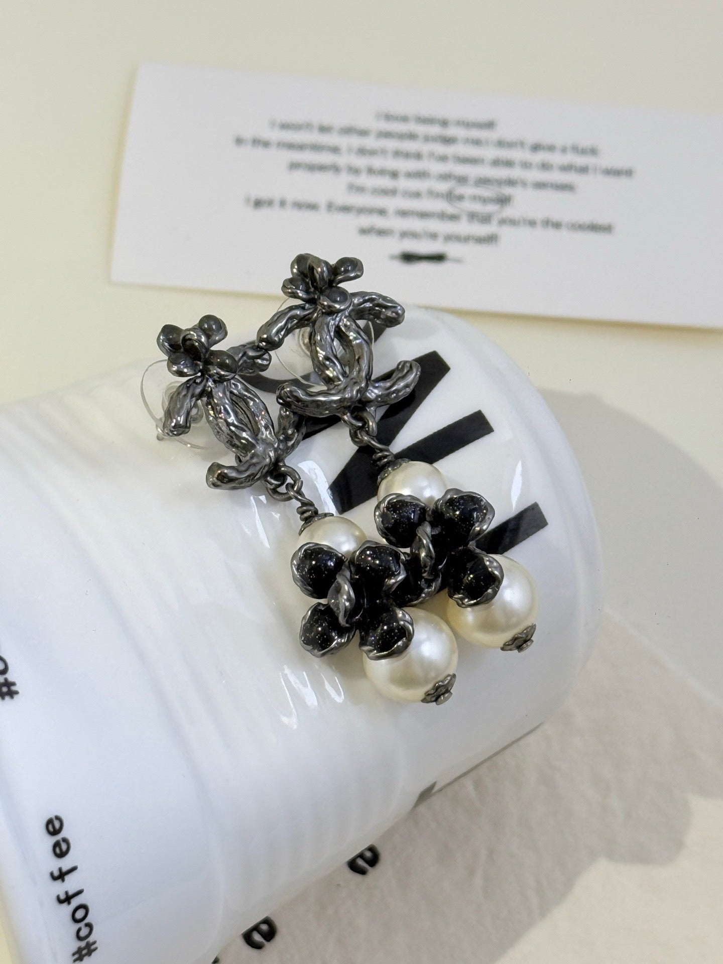 💕 Chanel 12C Flower Pearl Drop Earrings #16250