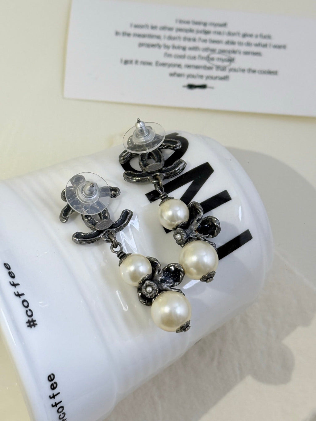 💕 Chanel 12C Flower Pearl Drop Earrings #16250