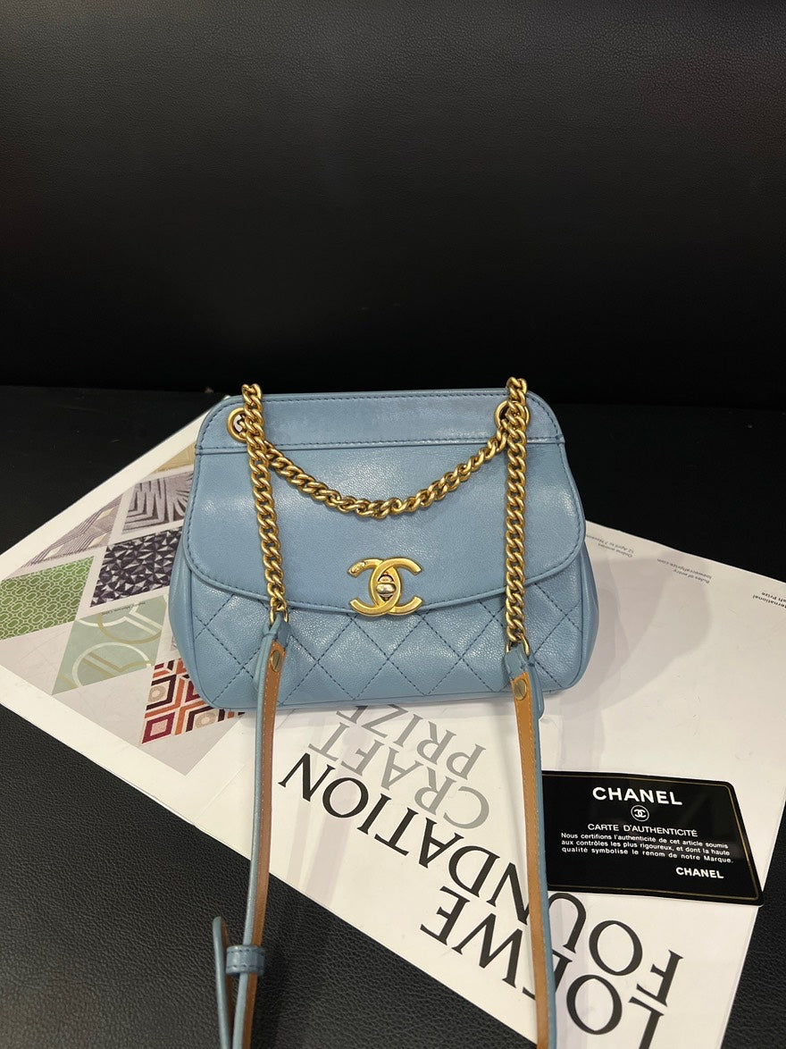 🍒 Chanel Haze Blue Messenger Bag, B5847#