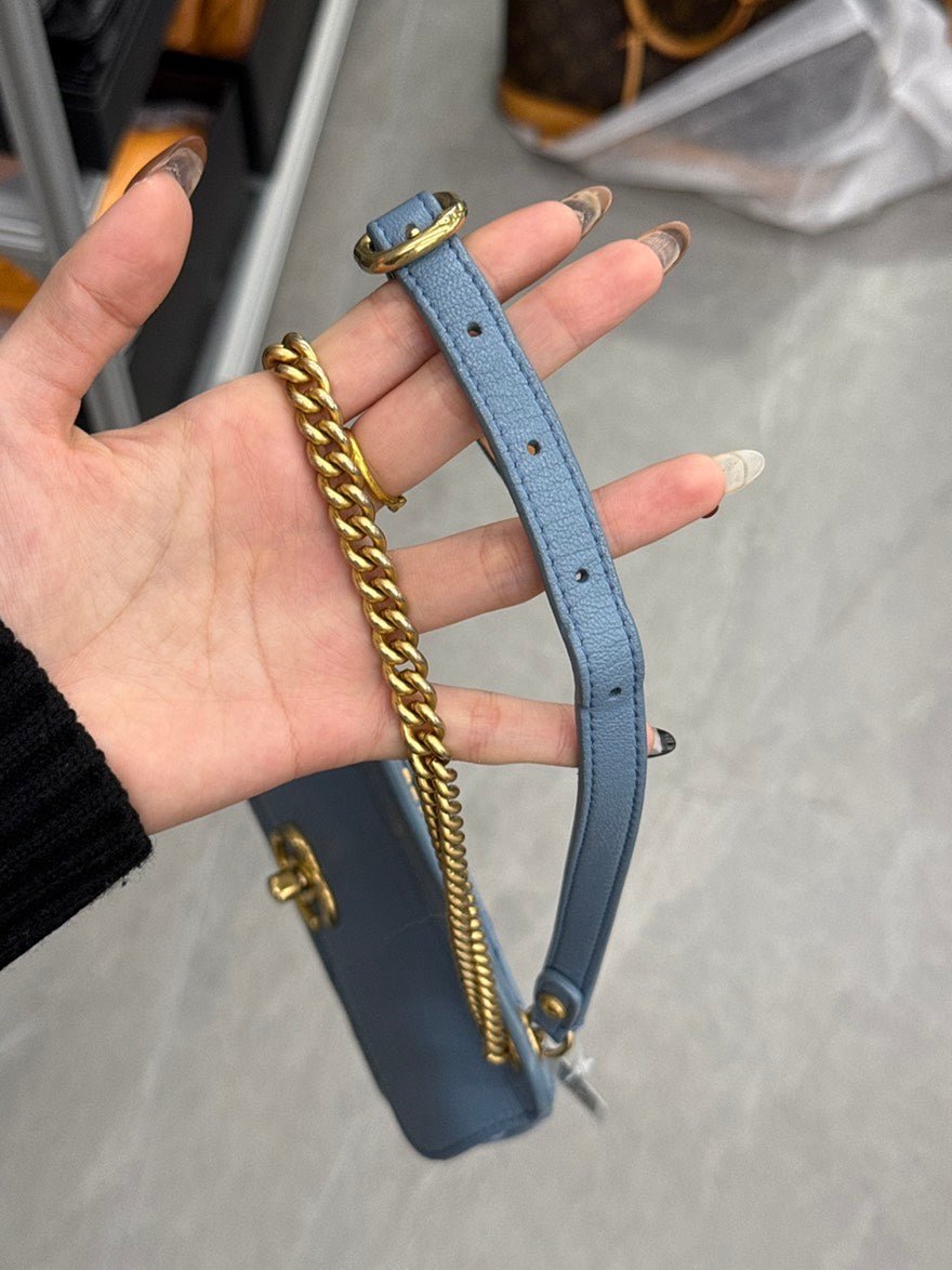 🍒 Chanel Haze Blue Messenger Bag, B5847#