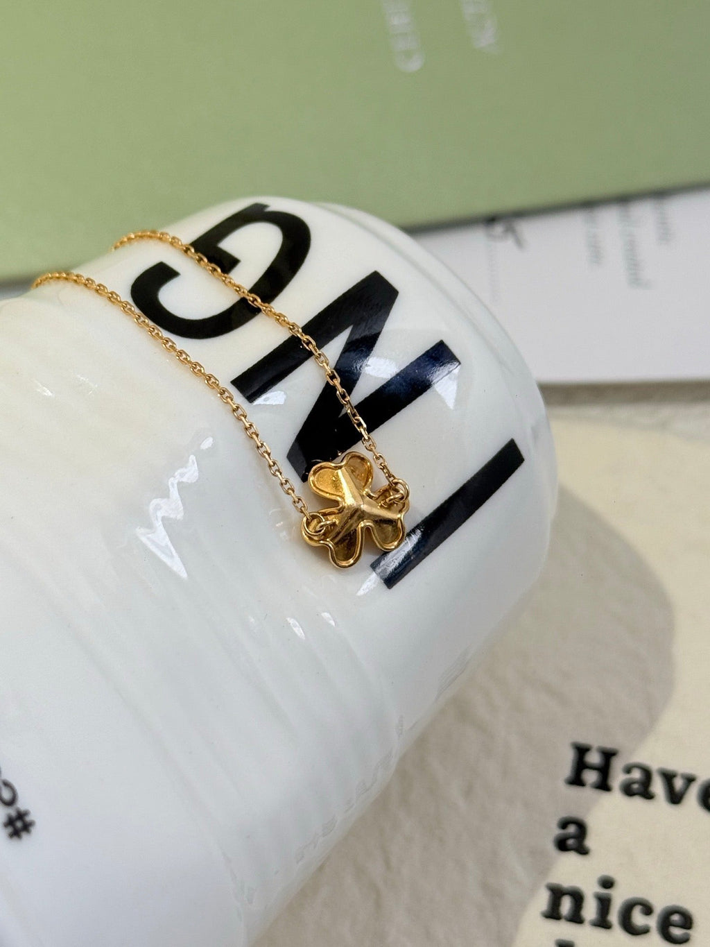 💕 Van Cleef & Arpels mini Frivole Bracelet (size 15) 18k Yellow Gold #16110
