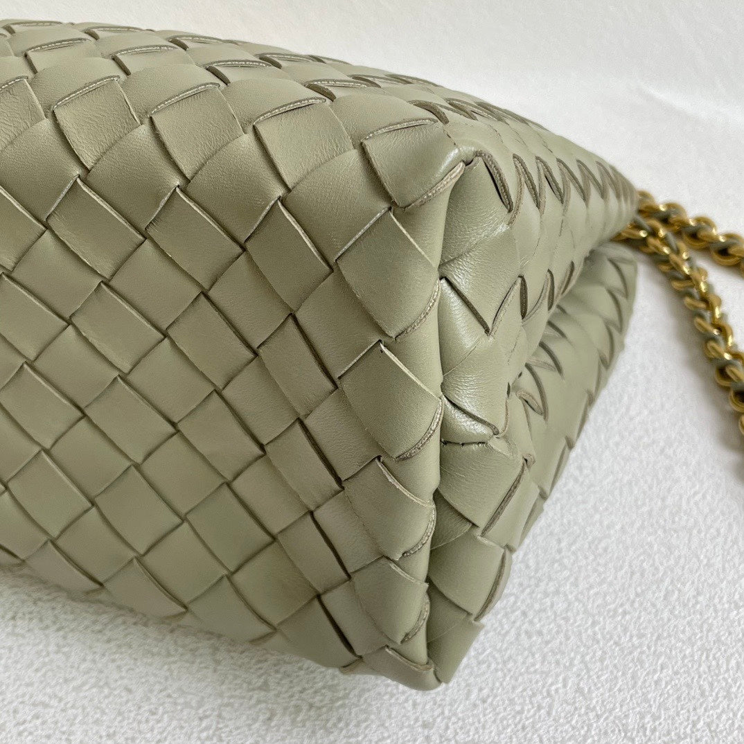 99%New🆕 Bottega Veneta Andiamo Handbag PM #16527