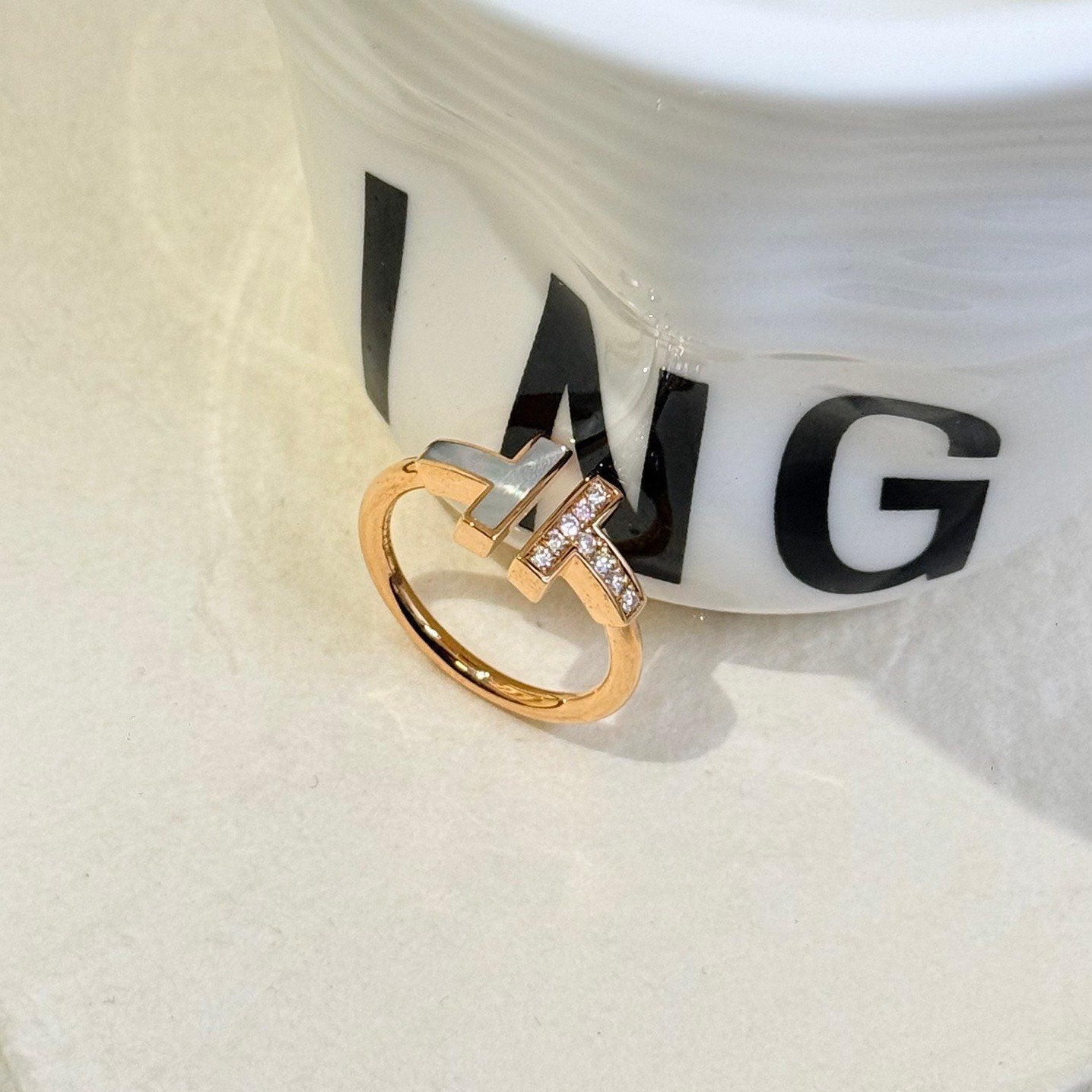 💕 Tiffany & Co. Double T Ring(size 51) 18k RoseGold MOP & Diamond #16497