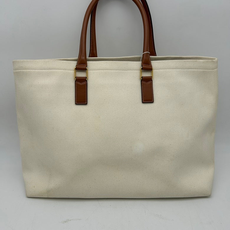 Celine Cavas Horizontal AH804