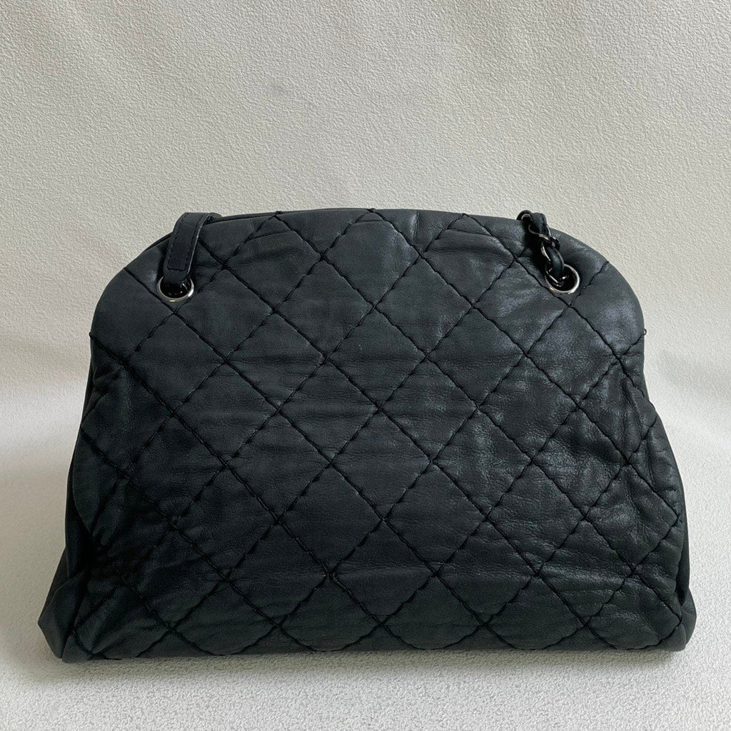💕 Chanel Mademoiselle Bowling Bag (2011) #16037